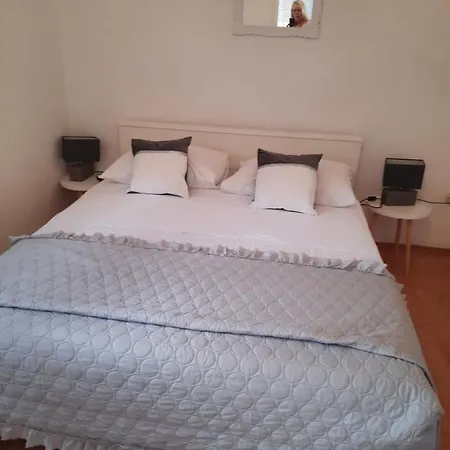 Apartmán Juric - *